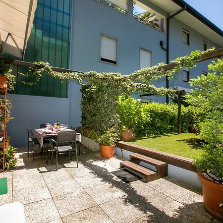 Elegance Suite Isabella - Happy Rentals Riva del Garda Exterior photo