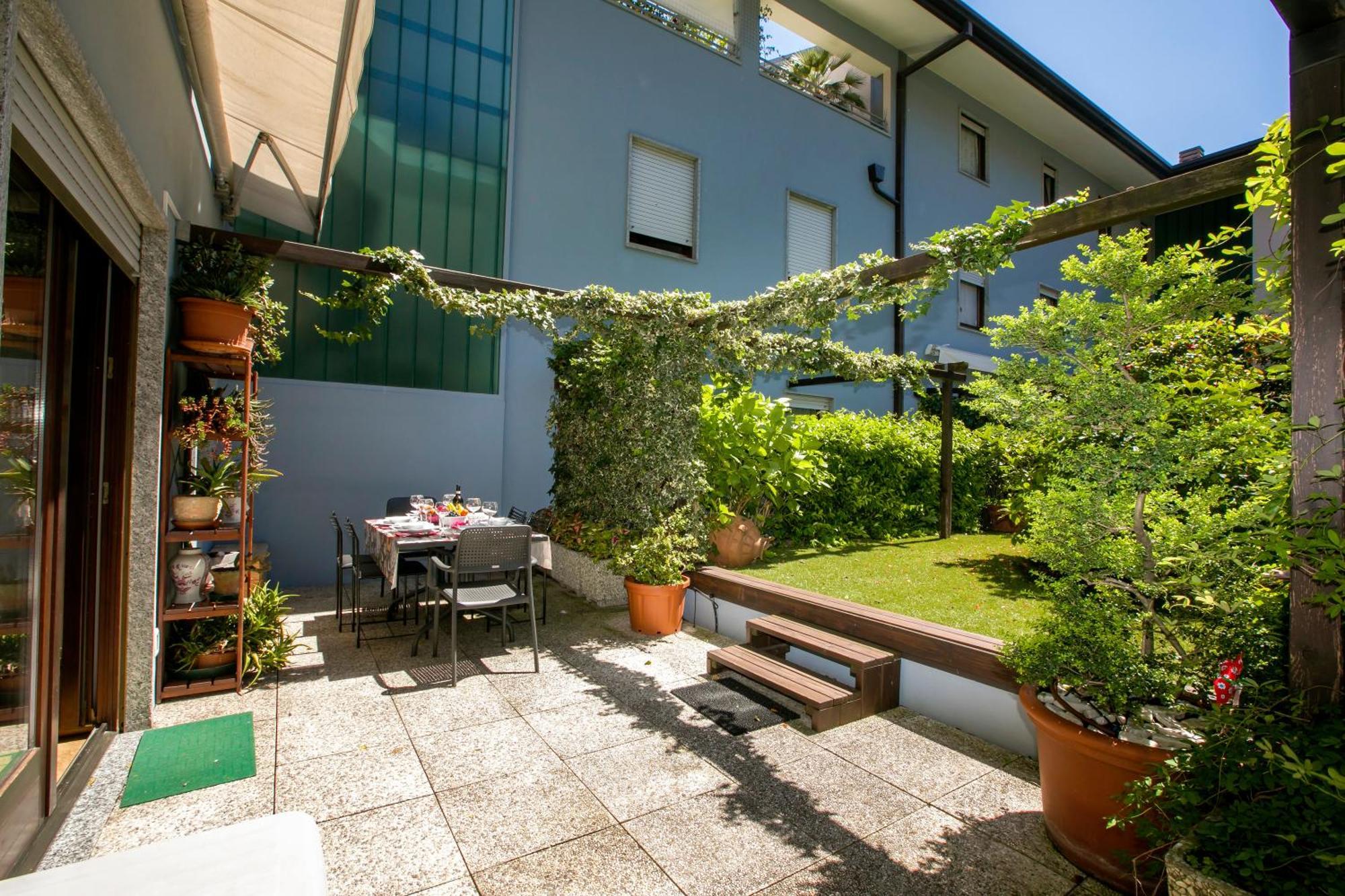 Elegance Suite Isabella - Happy Rentals Riva del Garda Exterior photo