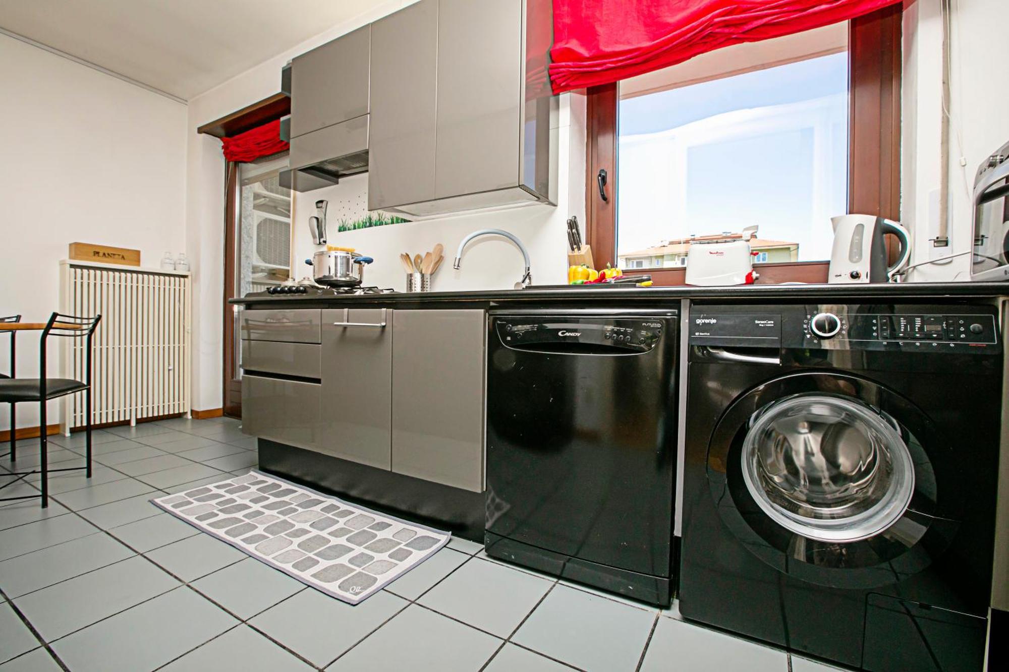 Elegance Suite Isabella - Happy Rentals Riva del Garda Exterior photo